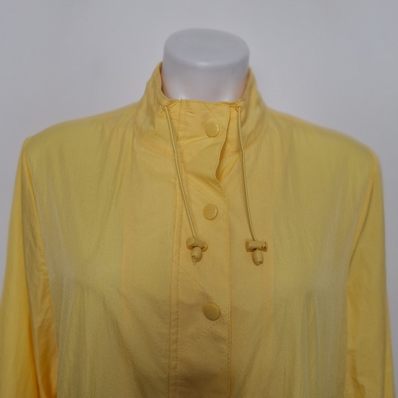 Zenergy by Chico’s Yellow Boho Gorpcore Lightweight Windbreaker Jacket Size L - Picture 2 of 13